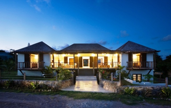 Paradise Properties - Casa Lidia Asian Cottages